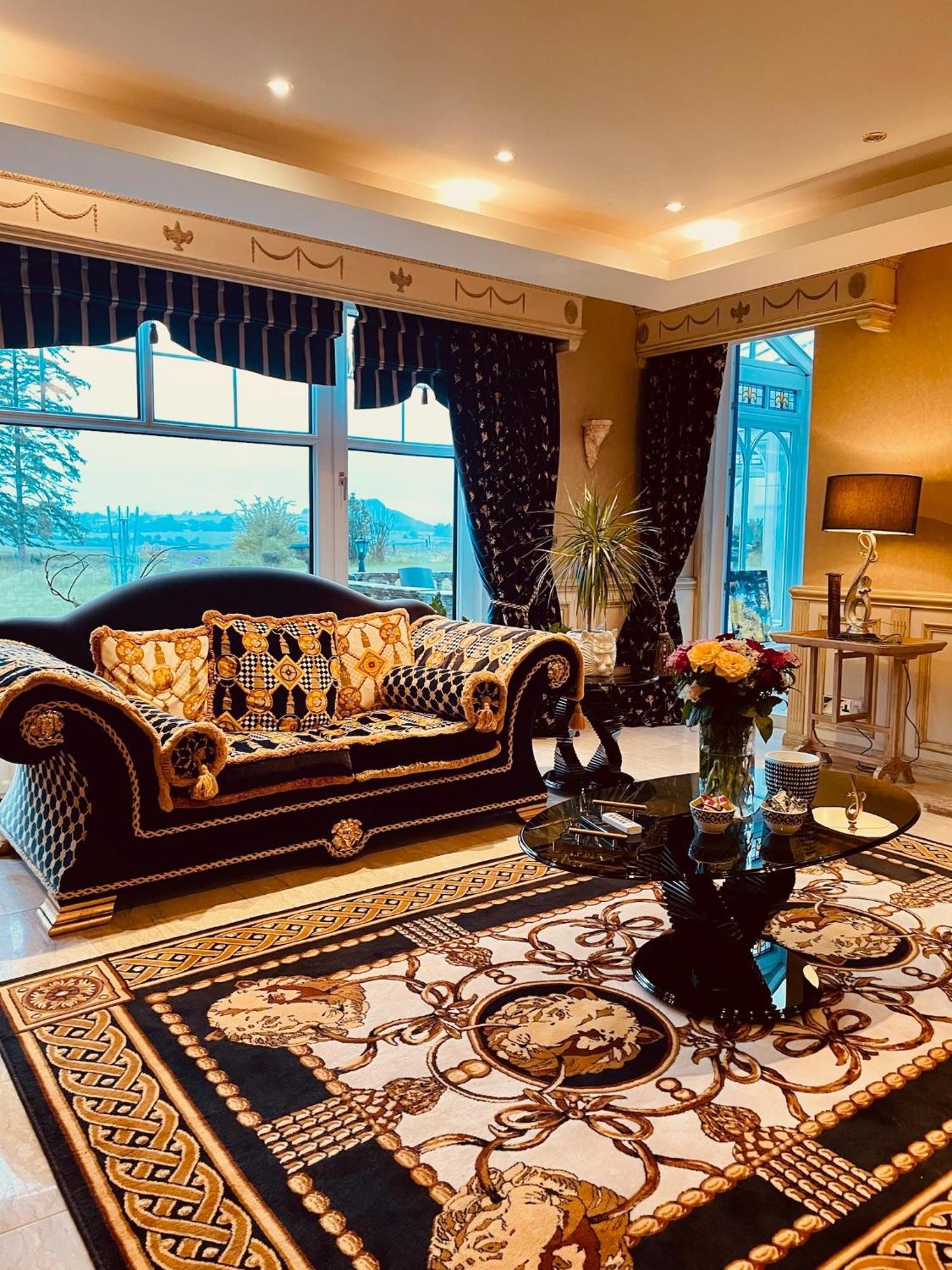 Finn Village - Loch Lomond Villa B&B - Black Room With Jacuzzi-Style Bath غلاسغو المظهر الخارجي الصورة