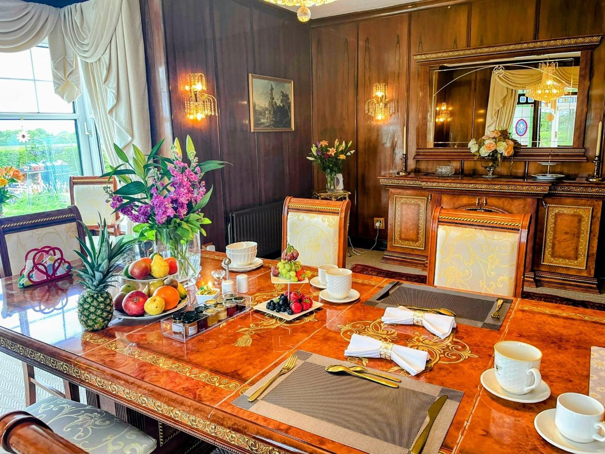 Finn Village - Loch Lomond Villa B&B - Black Room With Jacuzzi-Style Bath غلاسغو المظهر الخارجي الصورة